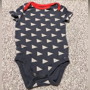 GAP Navy and Gray Triangle Kids Bodysuit